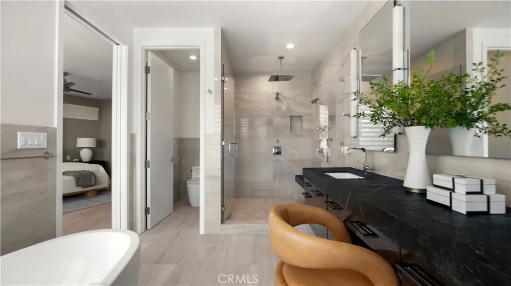964 Van Dyke Laguna Beach, CA 92651