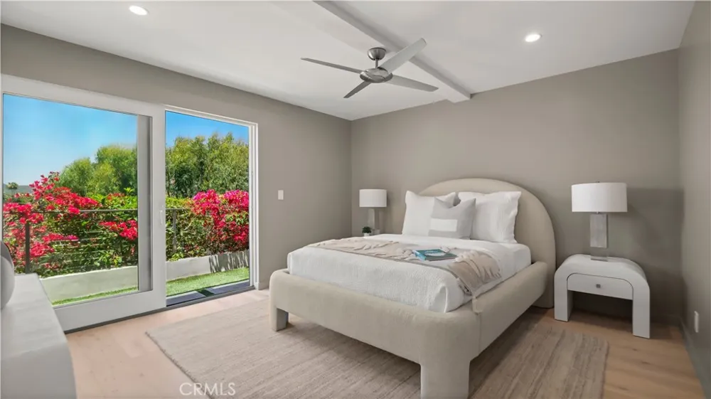 964 Van Dyke Laguna Beach, CA 92651