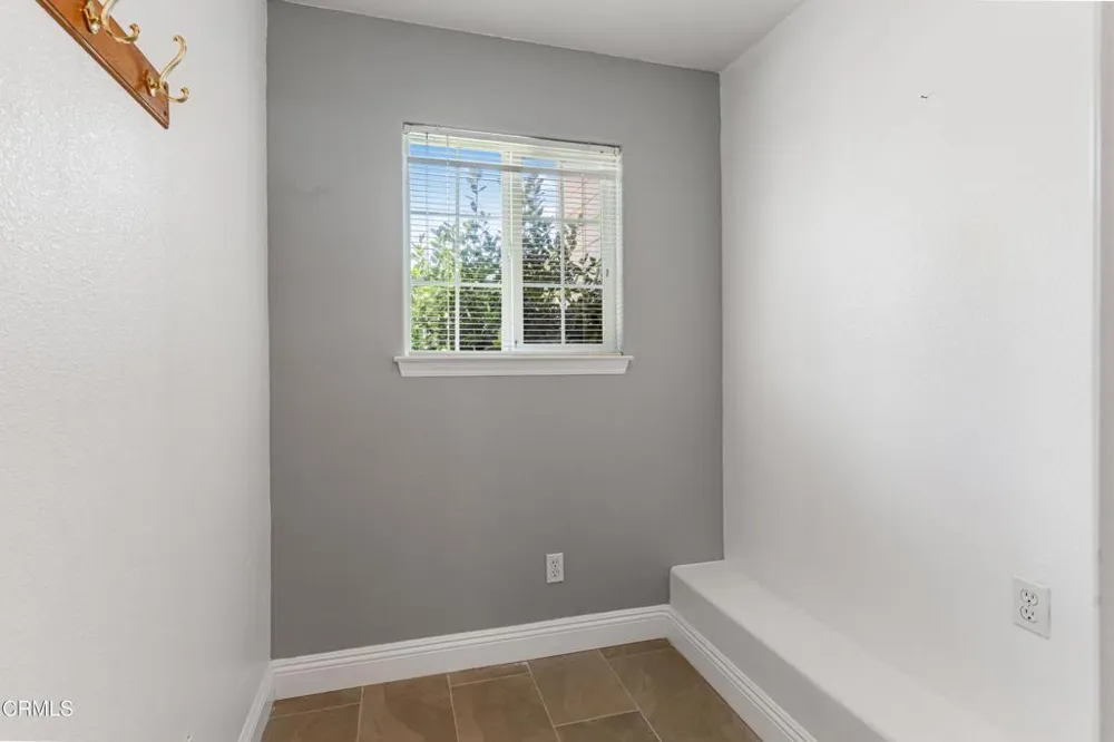 821 Coiner Court Los Alamos, CA 93440