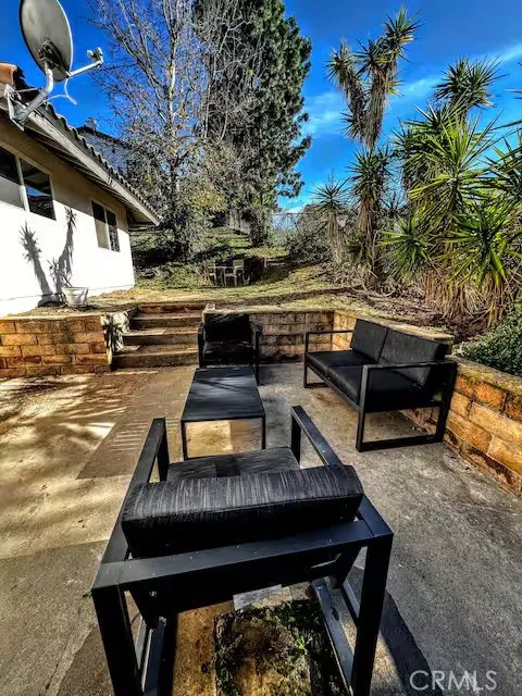 1811 Navajo Place Escondido, CA 92029