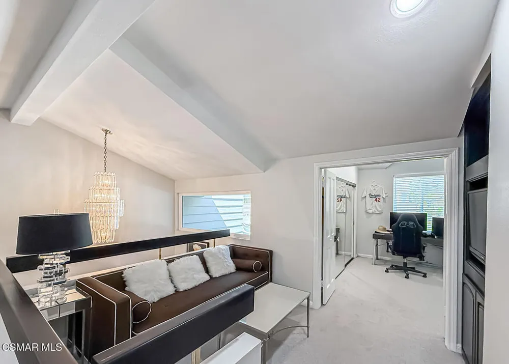 4695 Club View Drive Westlake Village, CA 91362