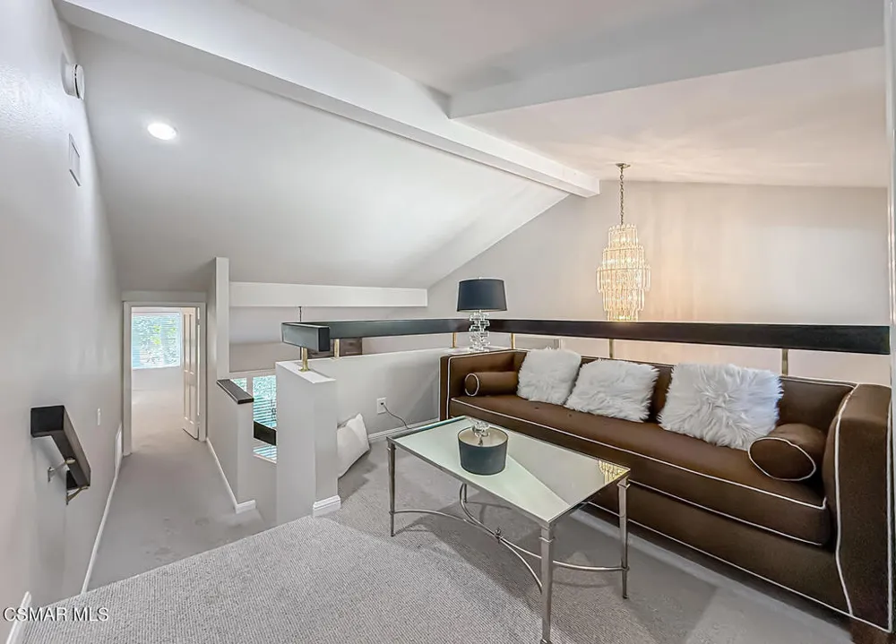 4695 Club View Drive Westlake Village, CA 91362