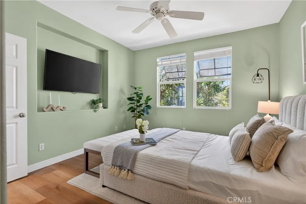 217 W Zinfandel Covina, CA 91723