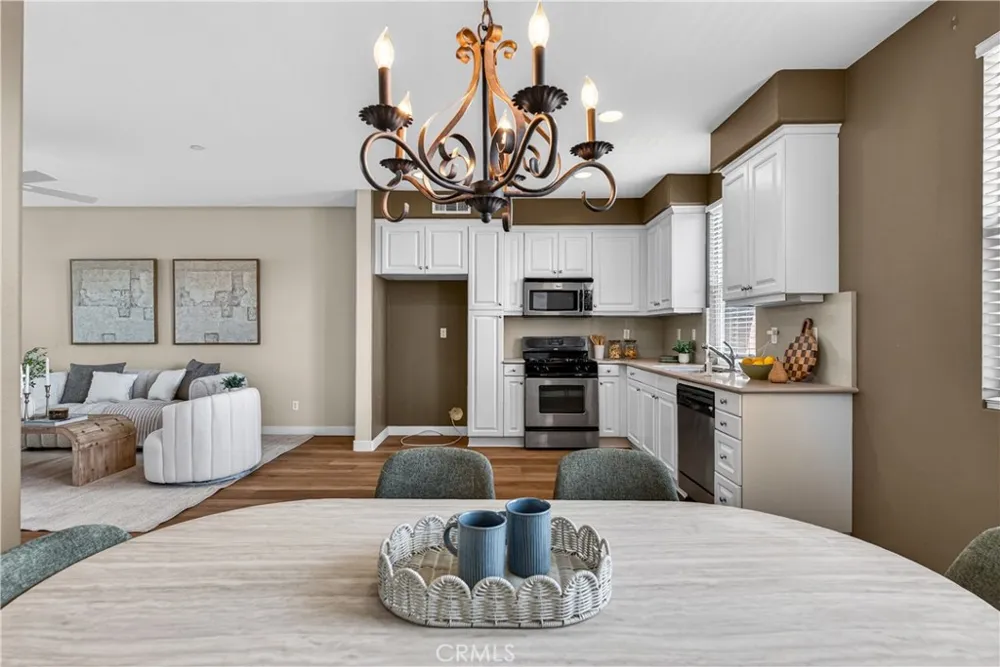217 W Zinfandel Covina, CA 91723