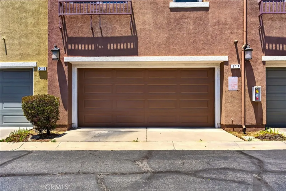 217 W Zinfandel Covina, CA 91723