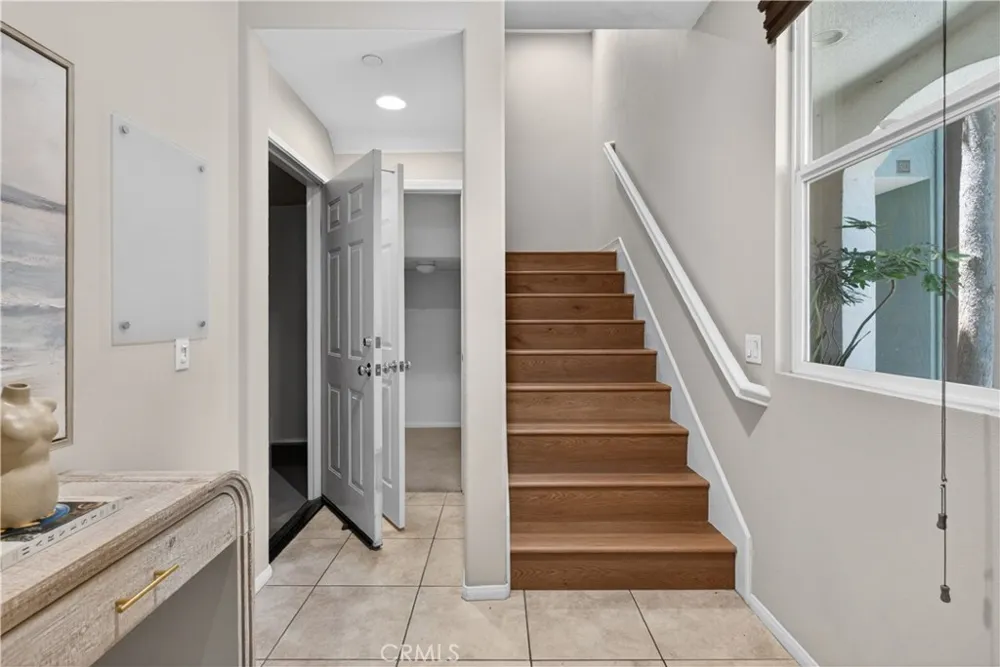 217 W Zinfandel Covina, CA 91723