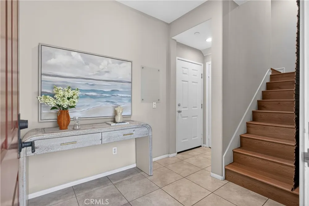 217 W Zinfandel Covina, CA 91723