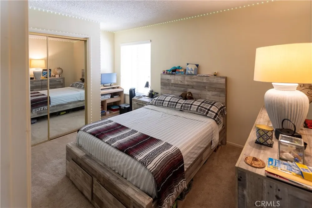 26344 Oak Plain #E Newhall, CA 91321