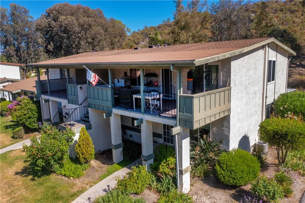 26344 Oak Plain #E Newhall, CA 91321