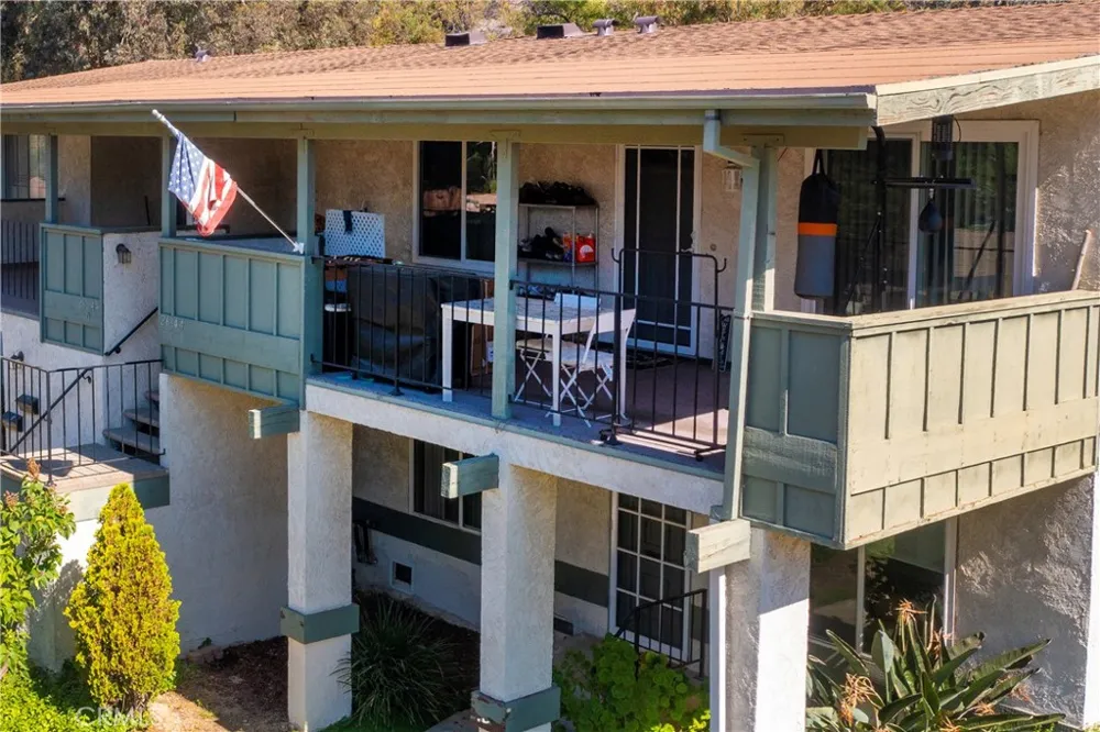 26344 Oak Plain #E Newhall, CA 91321