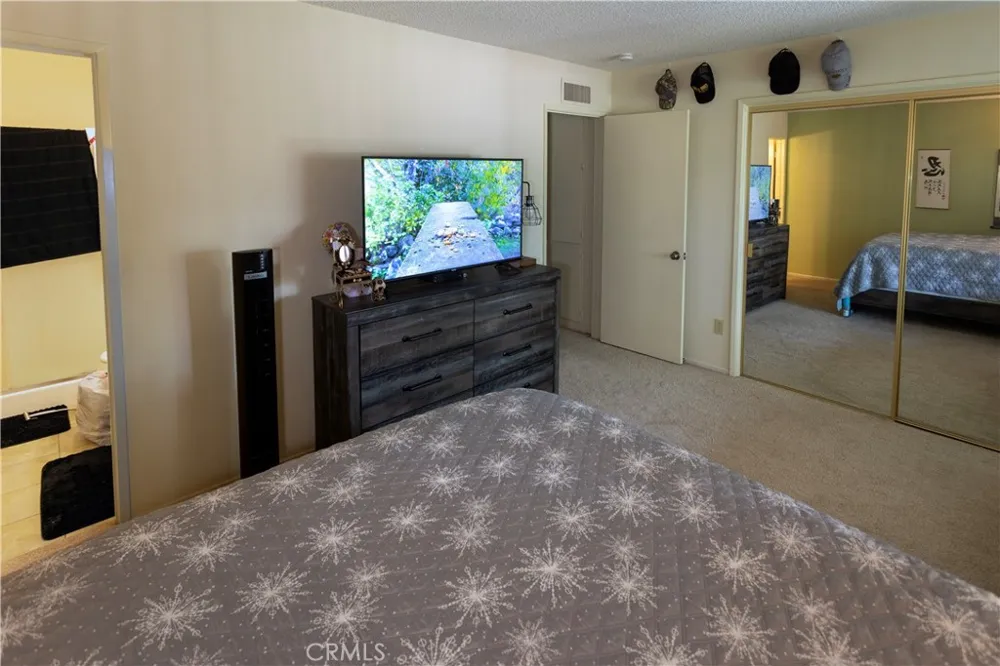 26344 Oak Plain #E Newhall, CA 91321