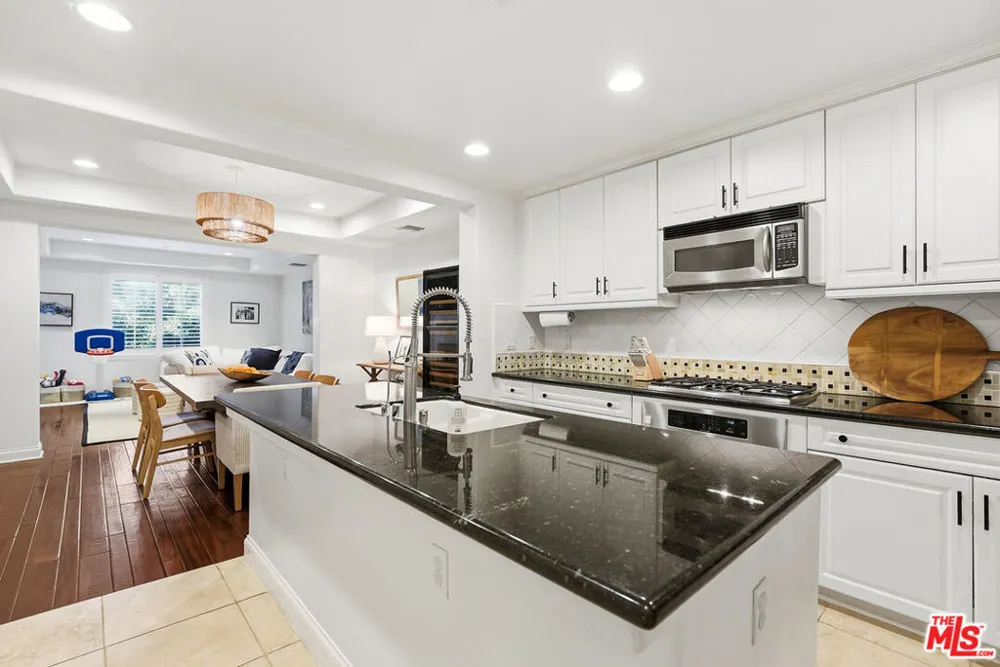 12975 Agustin Place #134 Playa Vista, CA 90094