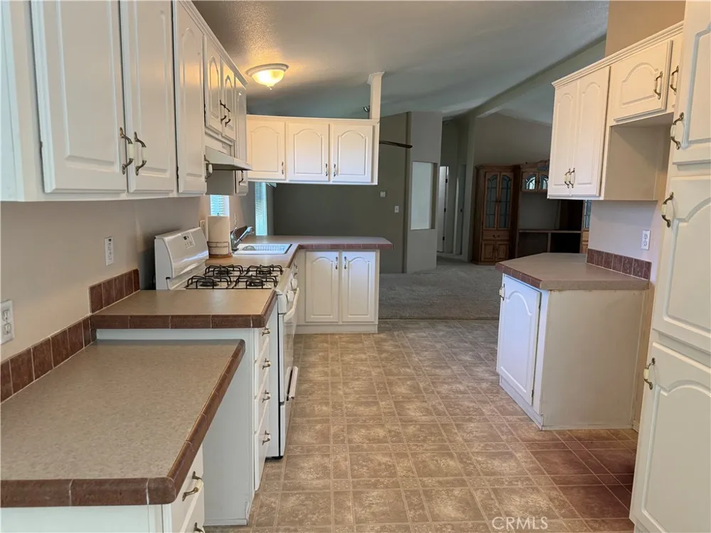 22576 Finnell Ave Corning, CA 96021