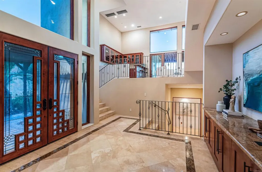 2362 Edgehill Road Vista, CA 92084