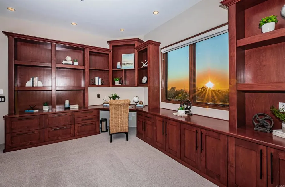 2362 Edgehill Road Vista, CA 92084