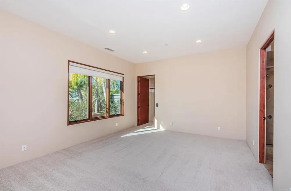 2362 Edgehill Road Vista, CA 92084