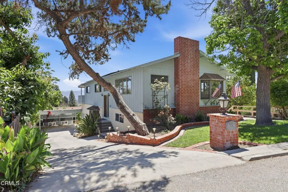 379 Foothill Drive Fillmore, CA 93015
