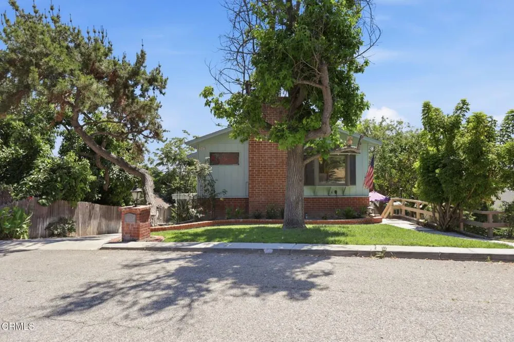 379 Foothill Drive Fillmore, CA 93015