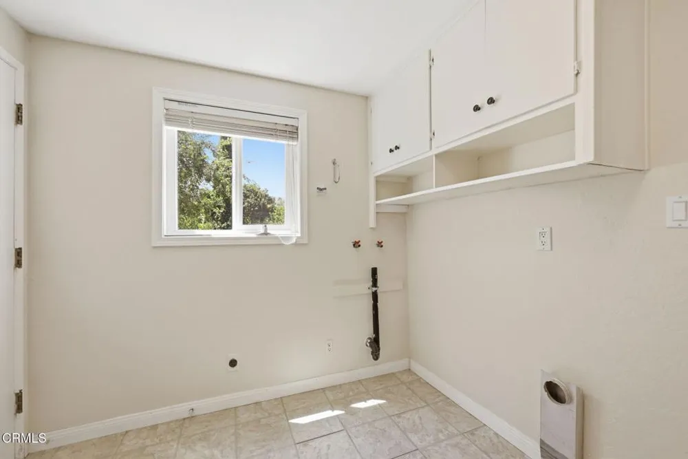 379 Foothill Drive Fillmore, CA 93015