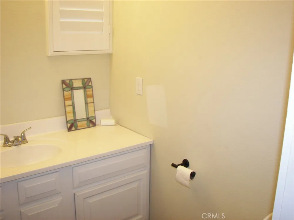 1101 Big Tree Crestline, CA 92325