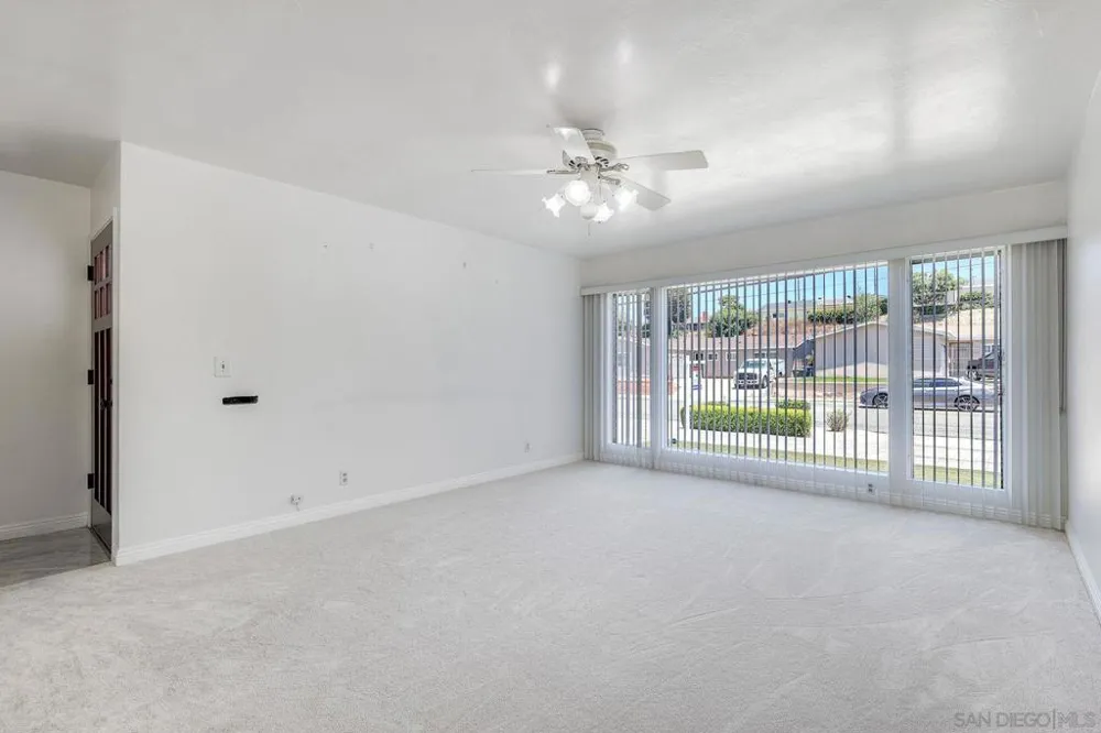 576 Douglas Street Chula Vista, CA 91910
