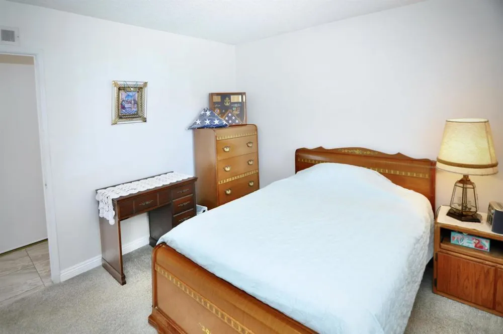 576 Douglas Street Chula Vista, CA 91910