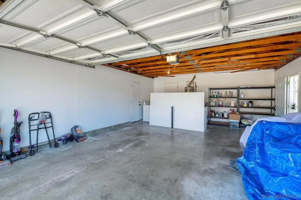 576 Douglas Street Chula Vista, CA 91910
