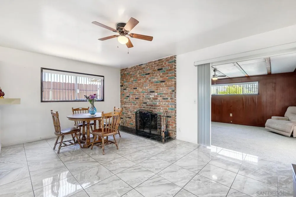 576 Douglas Street Chula Vista, CA 91910