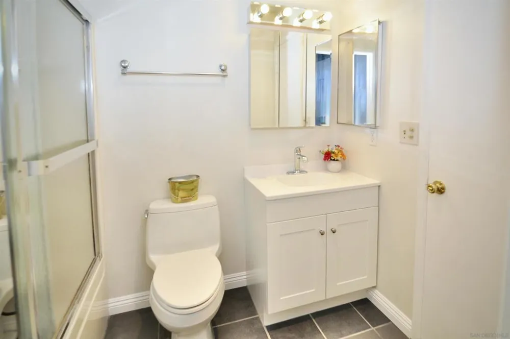 576 Douglas Street Chula Vista, CA 91910