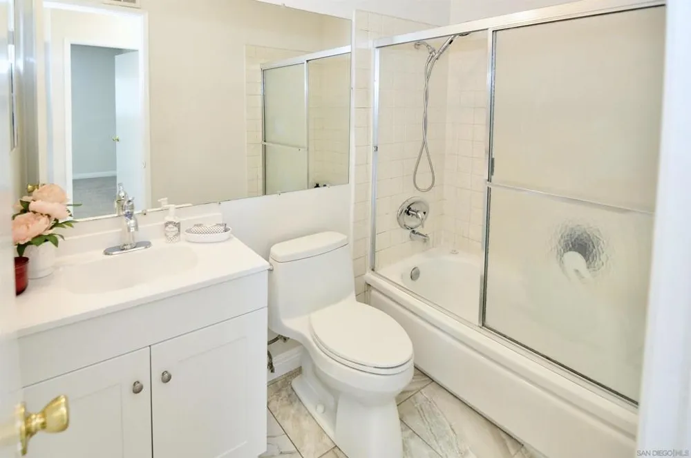 576 Douglas Street Chula Vista, CA 91910