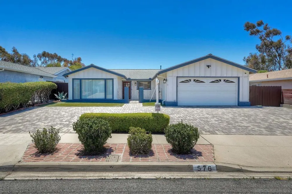 576 Douglas Street Chula Vista, CA 91910