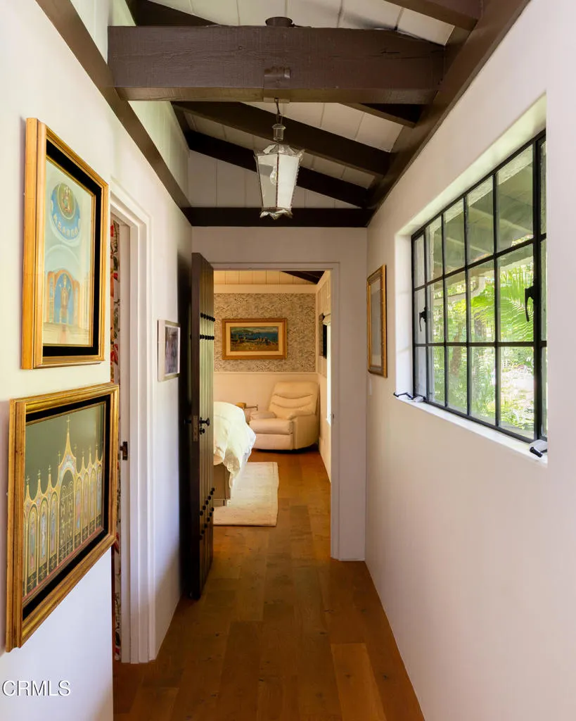 1115 S Oak Knoll Avenue Pasadena, CA 91106