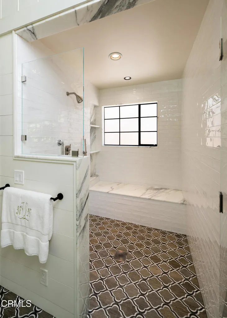 1115 S Oak Knoll Avenue Pasadena, CA 91106
