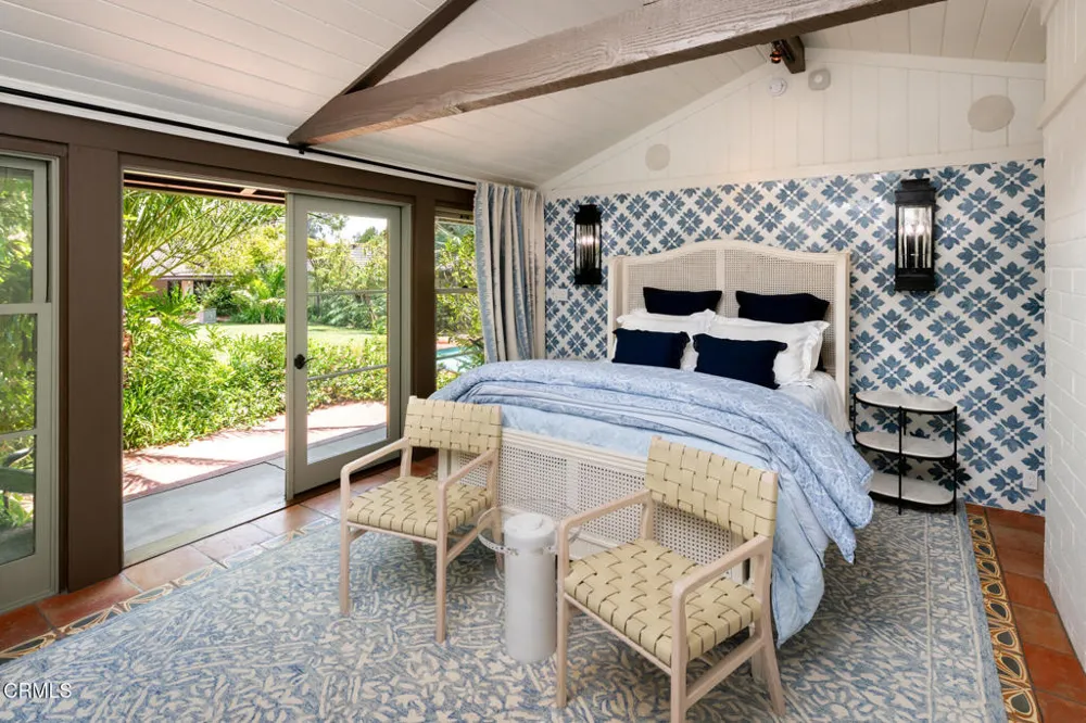 1115 S Oak Knoll Avenue Pasadena, CA 91106