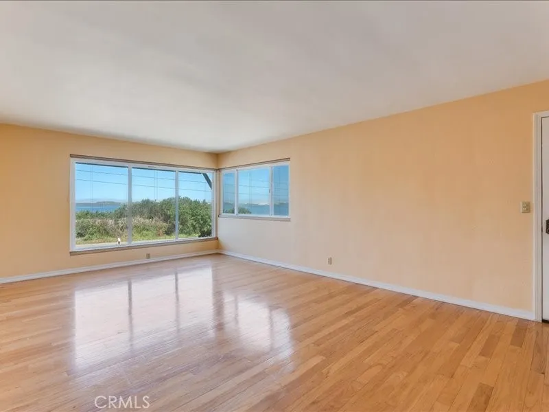 1556 3rd Los Osos, CA 93402