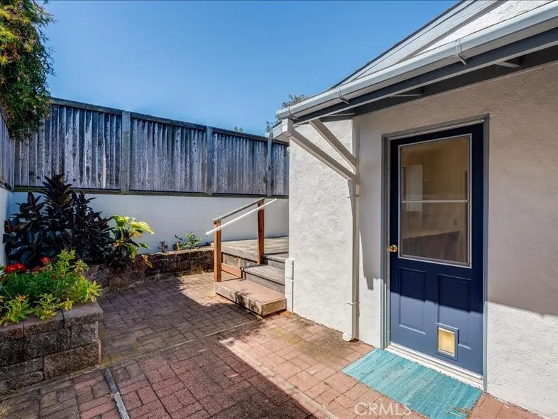 1556 3rd Los Osos, CA 93402