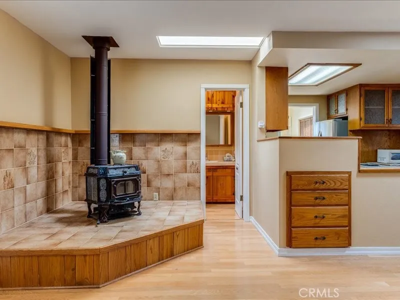 1556 3rd Los Osos, CA 93402