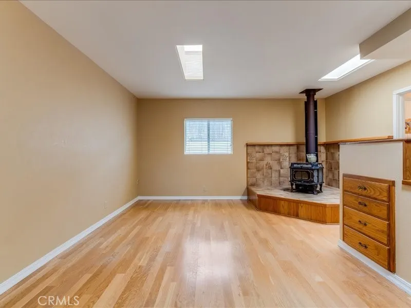 1556 3rd Los Osos, CA 93402