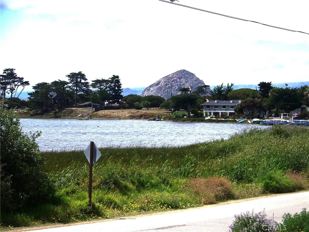 1556 3rd Los Osos, CA 93402