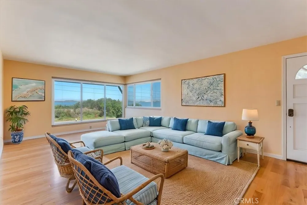 1556 3rd Los Osos, CA 93402