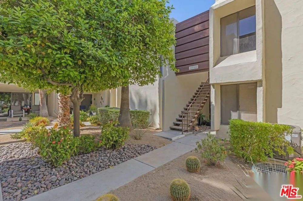 1655 E Palm Canyon Drive #318 Palm Springs, CA 92264