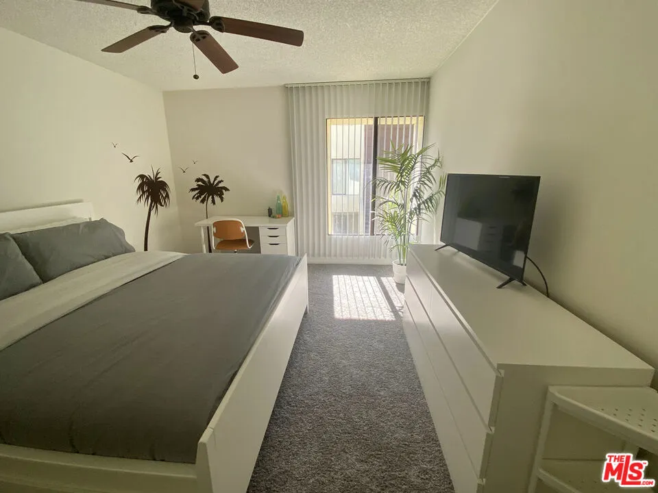 1655 E Palm Canyon Drive #318 Palm Springs, CA 92264