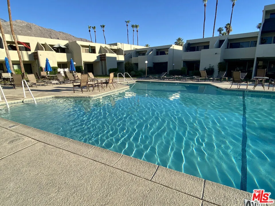 1655 E Palm Canyon Drive #318 Palm Springs, CA 92264