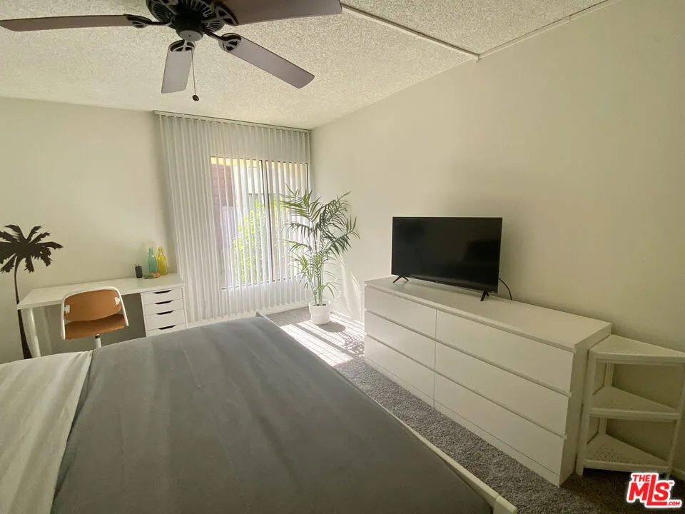 1655 E Palm Canyon Drive #318 Palm Springs, CA 92264
