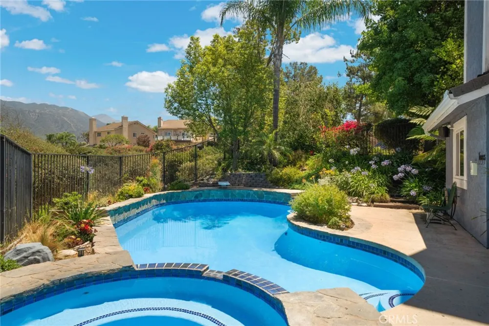 6685 Quail Court La Verne, CA 91750