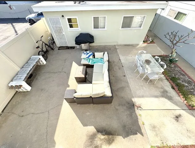 522 Clubhouse Avenue Newport Beach, CA 92663