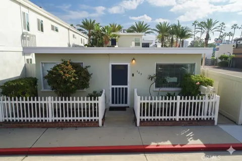 522 Clubhouse Avenue