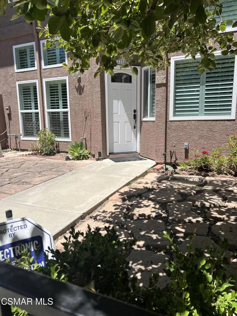 255 Skyline Drive Thousand Oaks, CA 91362
