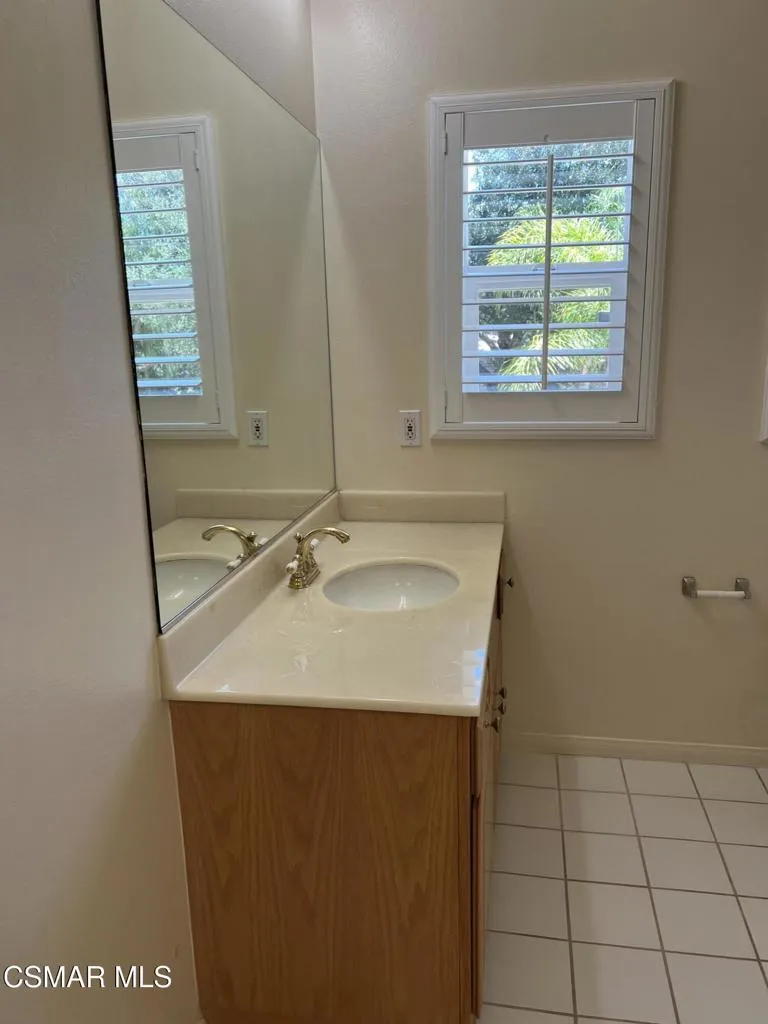 255 Skyline Drive Thousand Oaks, CA 91362