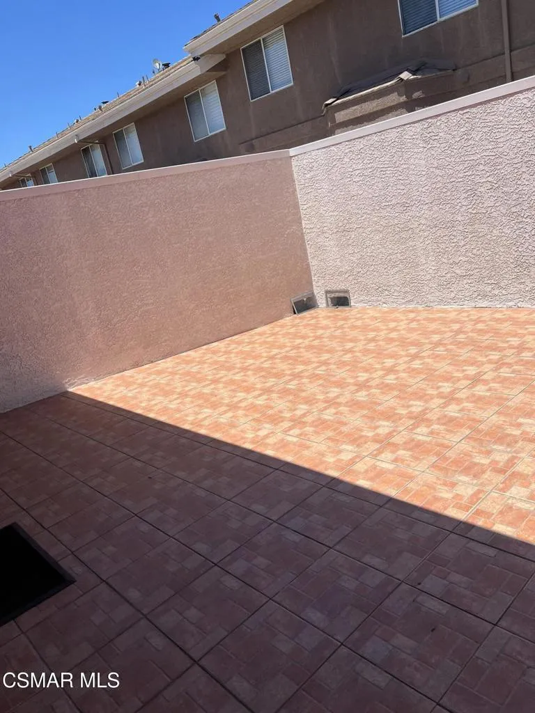 255 Skyline Drive Thousand Oaks, CA 91362